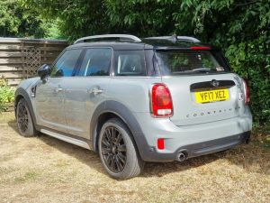 MINI Countryman Cooper S ALL4 Auto side