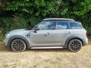 MINI Countryman Cooper S ALL4 Auto side